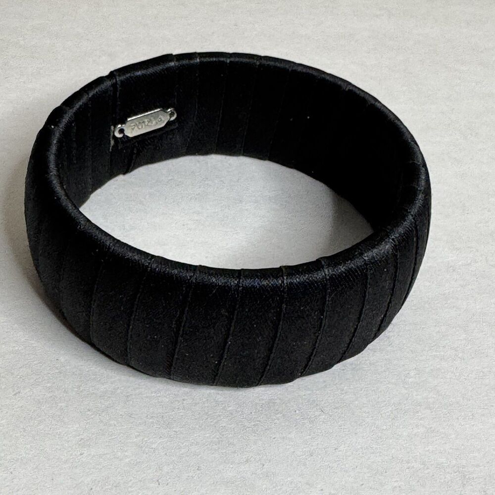 FURLA Wide Chunky Bangle Bracelet Fabric Lined Black‎